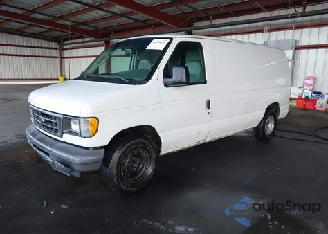 2003 Ford E-150 Commercial z USA, uszkodzony, nr VIN 1FTRE14243HA33468